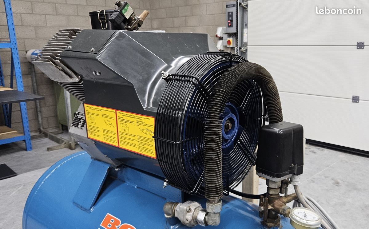 Compresseur industriel BOGE 400V – 10 bar – 700 l/min – comme neuf (image 1)
