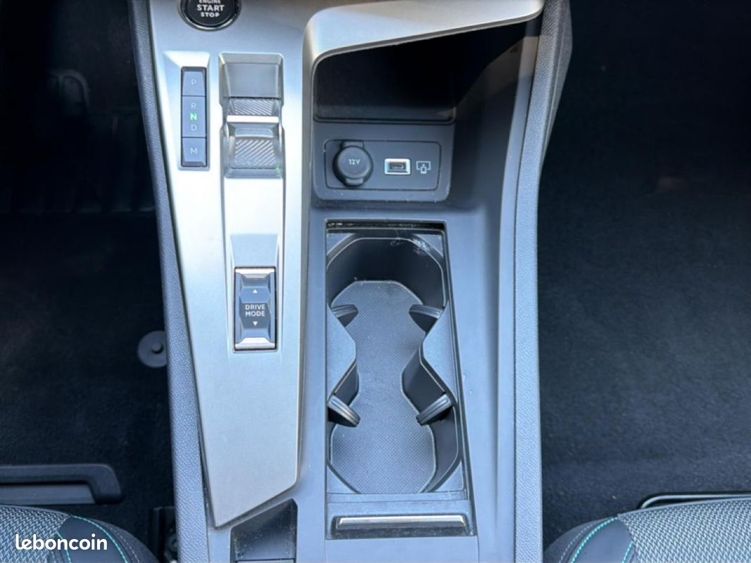 PEUGEOT 408 Hybrid 145 allure e-dcs6 (image 29)