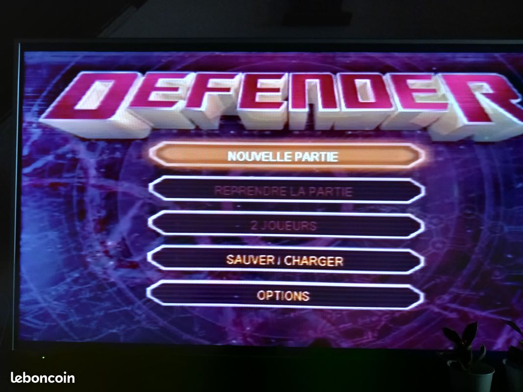 Jeu Vidéo Defender Pour PlayStation 2 – Version FR, Bon état, Boîte Et Manuel Inclus
