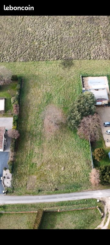Terrain à batir 994m2 proche de montauban · à Bressols · 94 900 €
