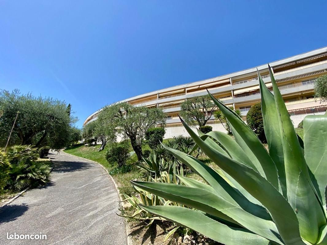 Appartement 2 pièces 55 m² · à Grasse · 55 m² · 89 000 €