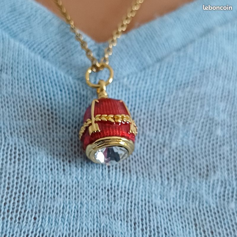 Pendentif Oeuf Fabergé Style - Rouge émaillé - Bijou Russe Femme