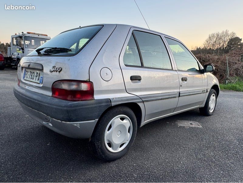Citroën Saxo essence 1.4 VTS 75ch (image 4)