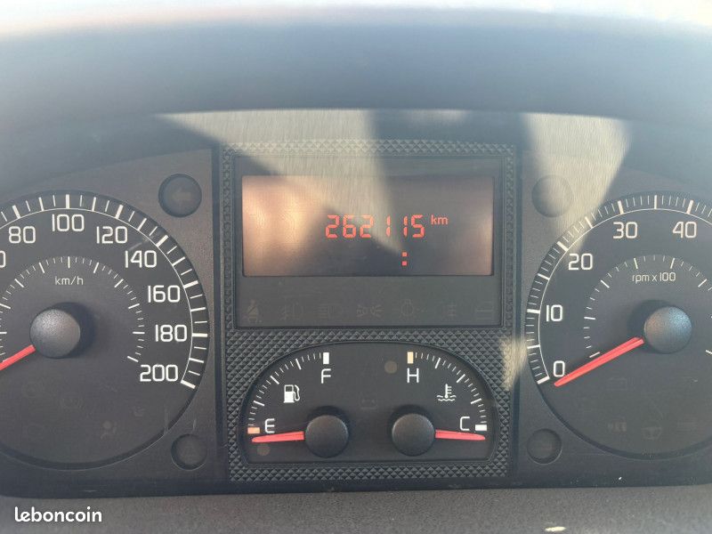 Fiat IDEA 1.3 MULTIJET 16V 70CH ACTIVE (image 11)