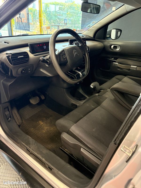Citroen c4 cactus 1.2 puretech 82 feel edition bva (image 15)
