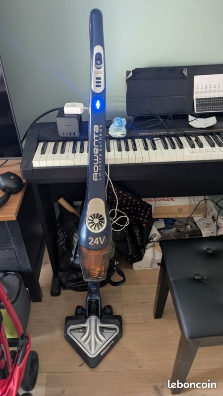Aspirateur Balai Rowenta Air Force Extreme 24v Balai Aspirateur