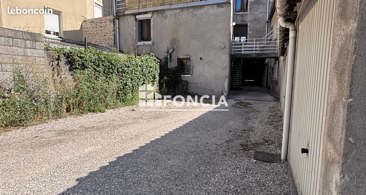 Local commercial 1 pièce 44 m² · à Jarville-la-Malgrange · 44 m² · 40 000 €