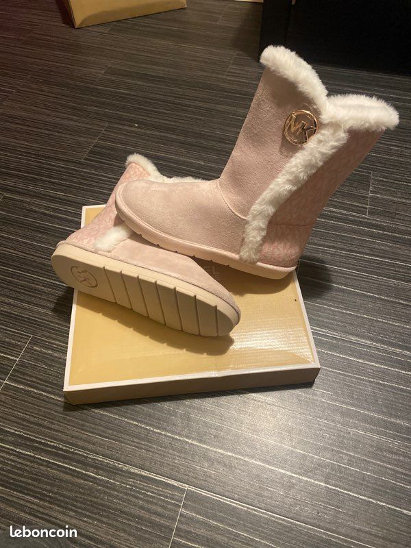 Bottine enfant Michael Kors neuve (image 2)