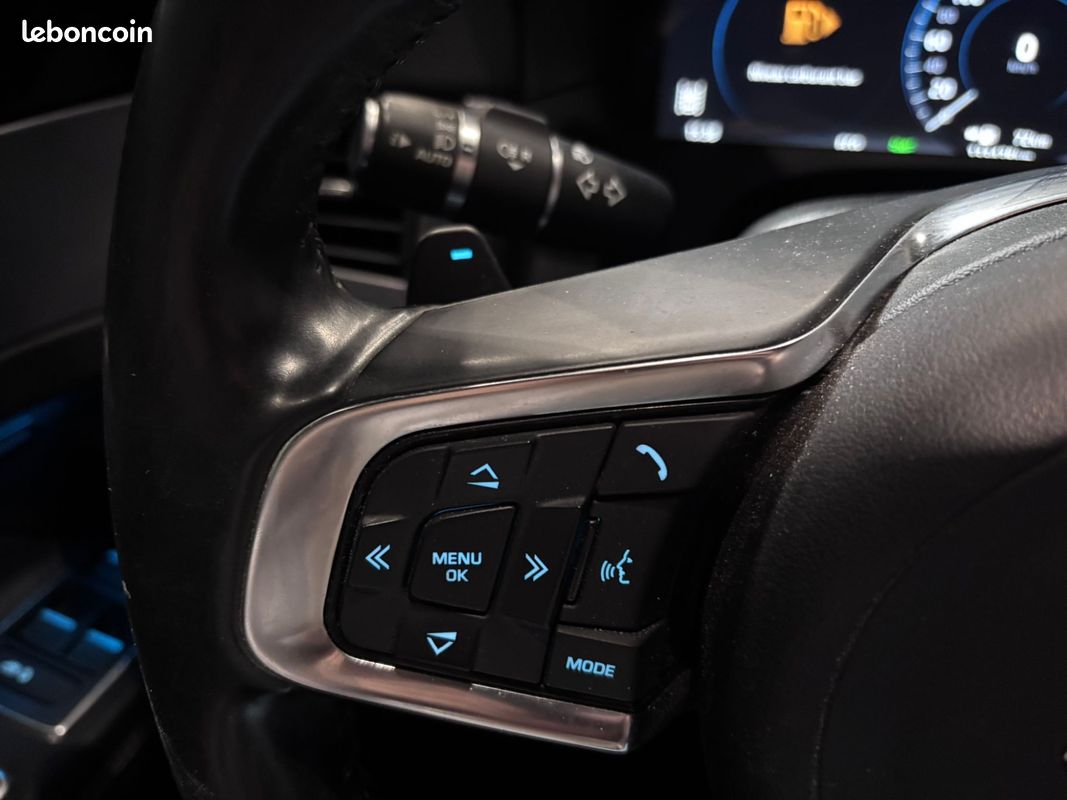 JAGUAR XF 3.0 D 300CH R-SPORT BVA - Entretien Jaguar - Carplay - Caméra de recul (image 18)