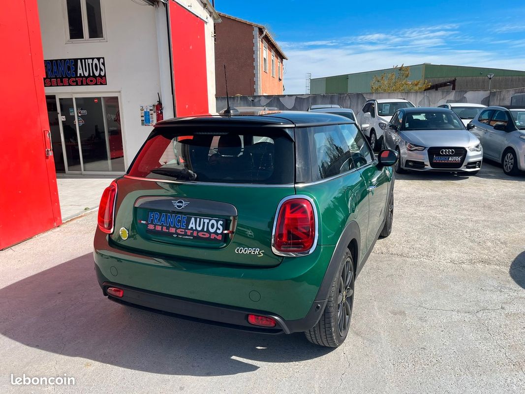 Mini Mini COOPER SE 184 CHEVAUX ÉLÉCTRIQUE - FULL OPTIONS | RÉVISÉE ET GARANTIE DE 12 MOIS EN EUROPE (image 29)