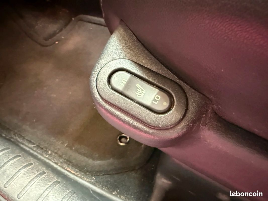 CHRYSLER PT CRUISER 2.2 CRD Touring LIMITED - 1ere Main - Moteur Mercedes (image 25)