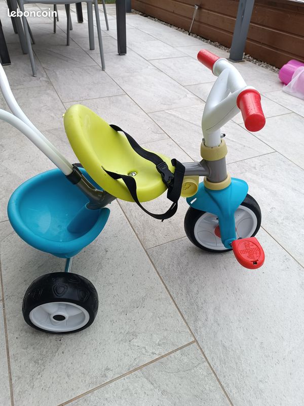 Tricycle évolutif Tricycle Smoby Auchan Trottinette Enfant Smoby