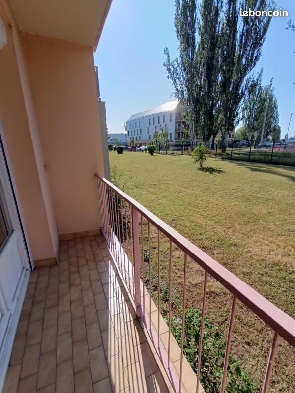 Appartement 3 pièces 65 m² · à Saint-Max · 65 m² · 650 €/mois