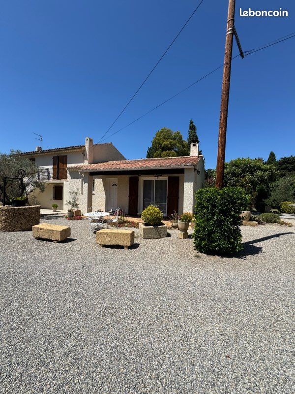 Maison a louer salon-de-provence - 260 m2 - Surfyn