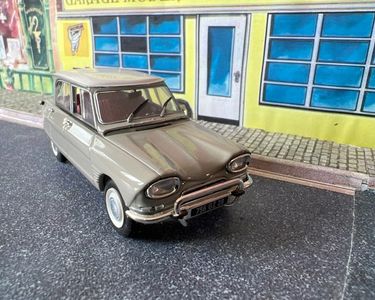 NOREV CITROEN 2CV AMBULANCE MUNICIPALE 1/43 ème No CIJ JRD MINIALUXE