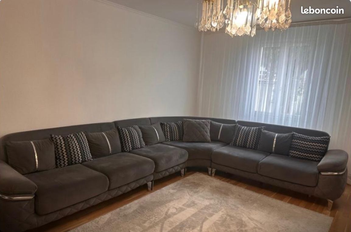 Je vend mon canapé (image 1)
