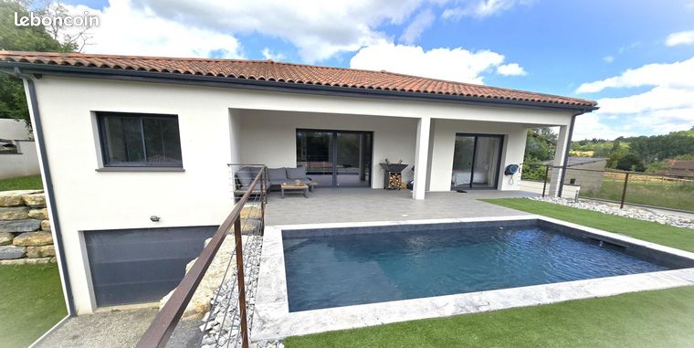 Propriété 5 pièces 160 m²