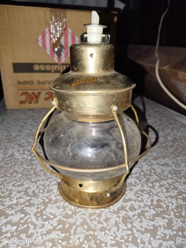 Lampe laiton metabief (image 2)