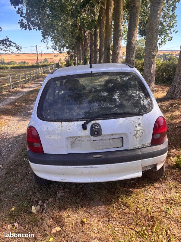 Opel corsa (image 2)