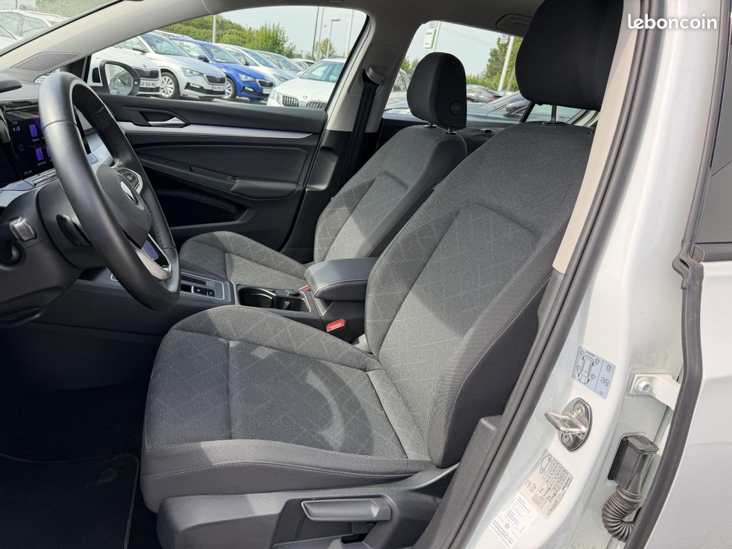 VOLKSWAGEN Golf 2.0 TDI 150 DSG7 Life Plus (image 10)