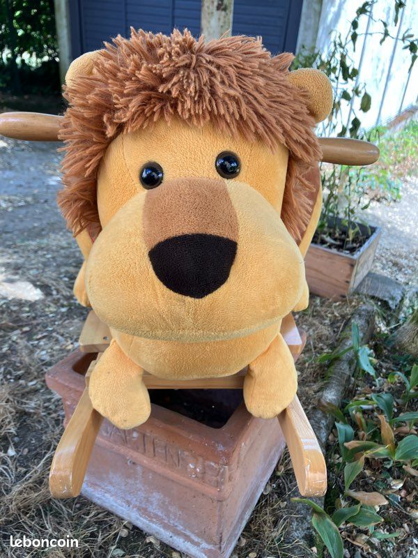 Lion à bascule (image 2)