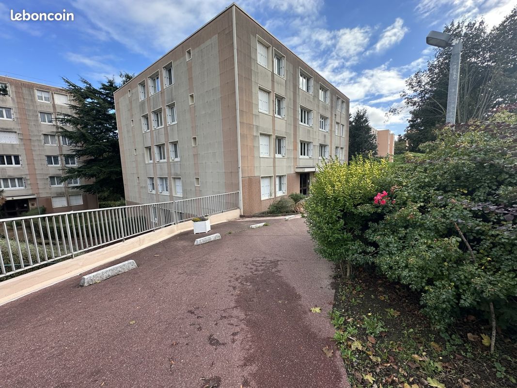 Appartement 3 pièces 80 m² · à Canteleu · 80 m² · 91 700 €