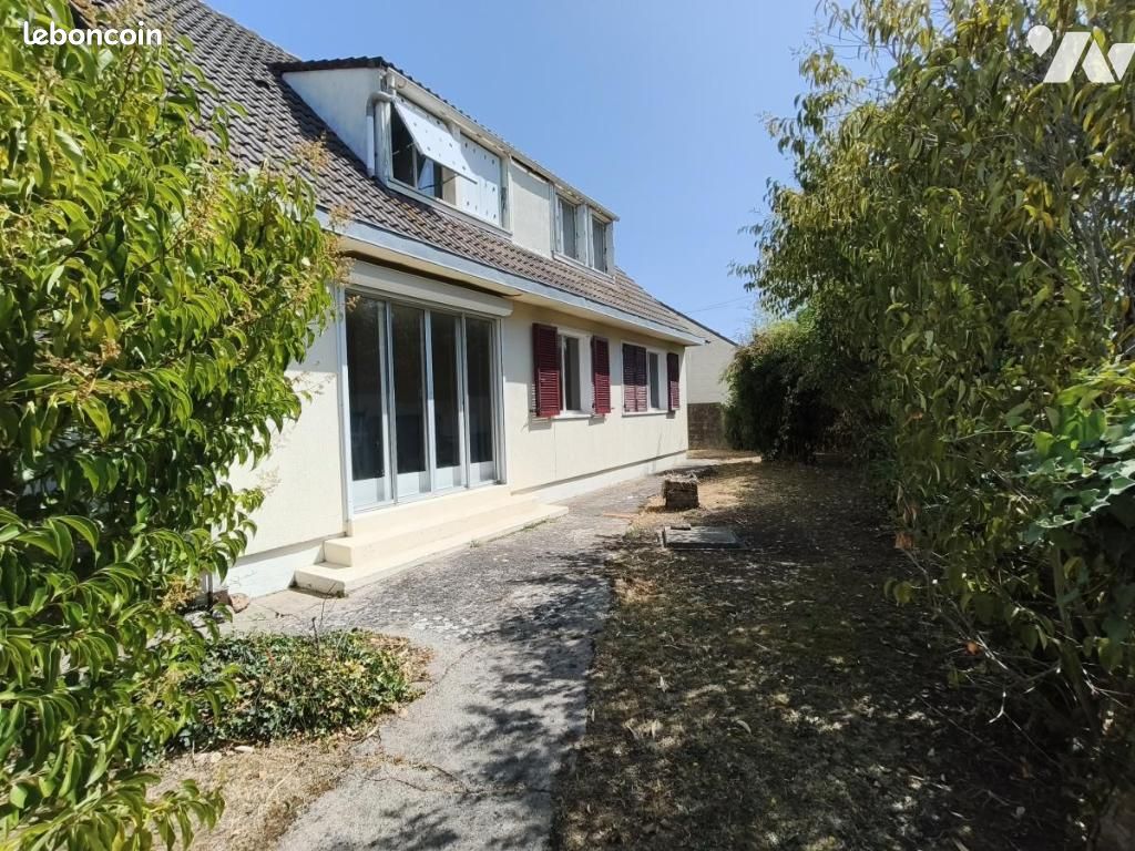 Maison 7 pièces 130 m² · à Couëron · 130 m² · 261 700 €