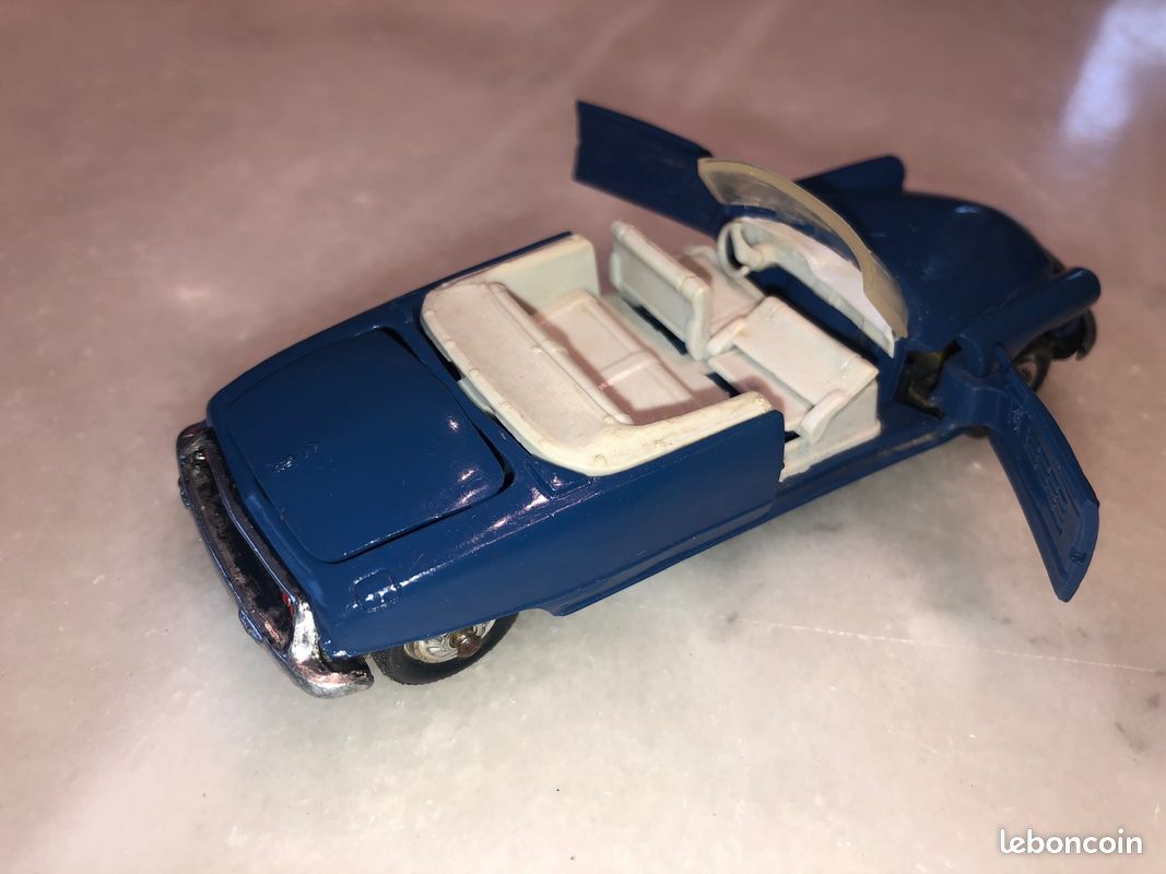 NOREV PLASTIGAM FRANCE 1/43 réf 88 : Citroën DS 19 Cabriolet