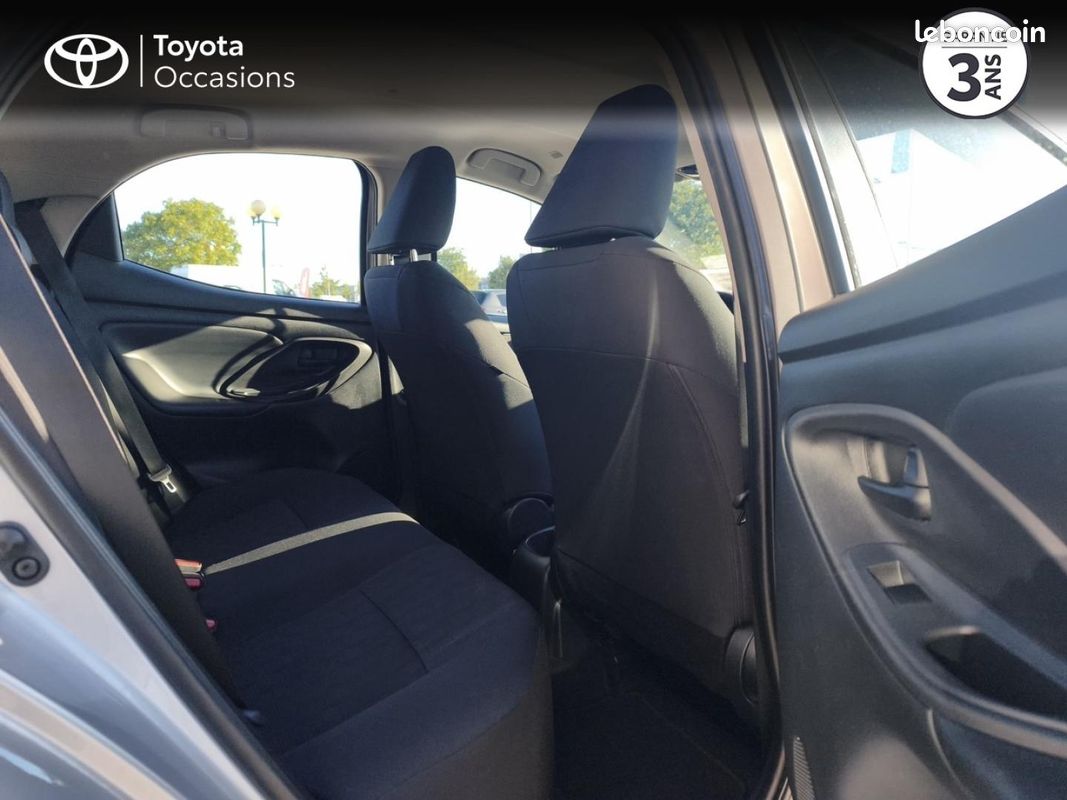 Toyota Yaris 120 VVT-i Dynamic Business PACK 5p MC24 (image 7)