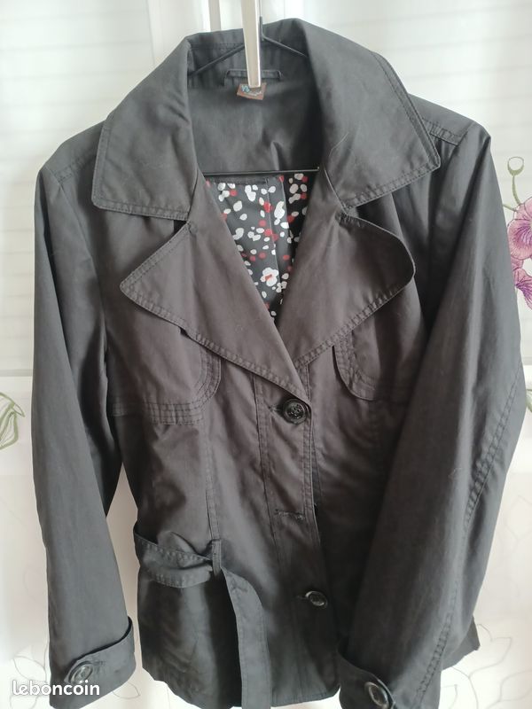 Veste noire avec ceinture Marque MS Mode (image 1)