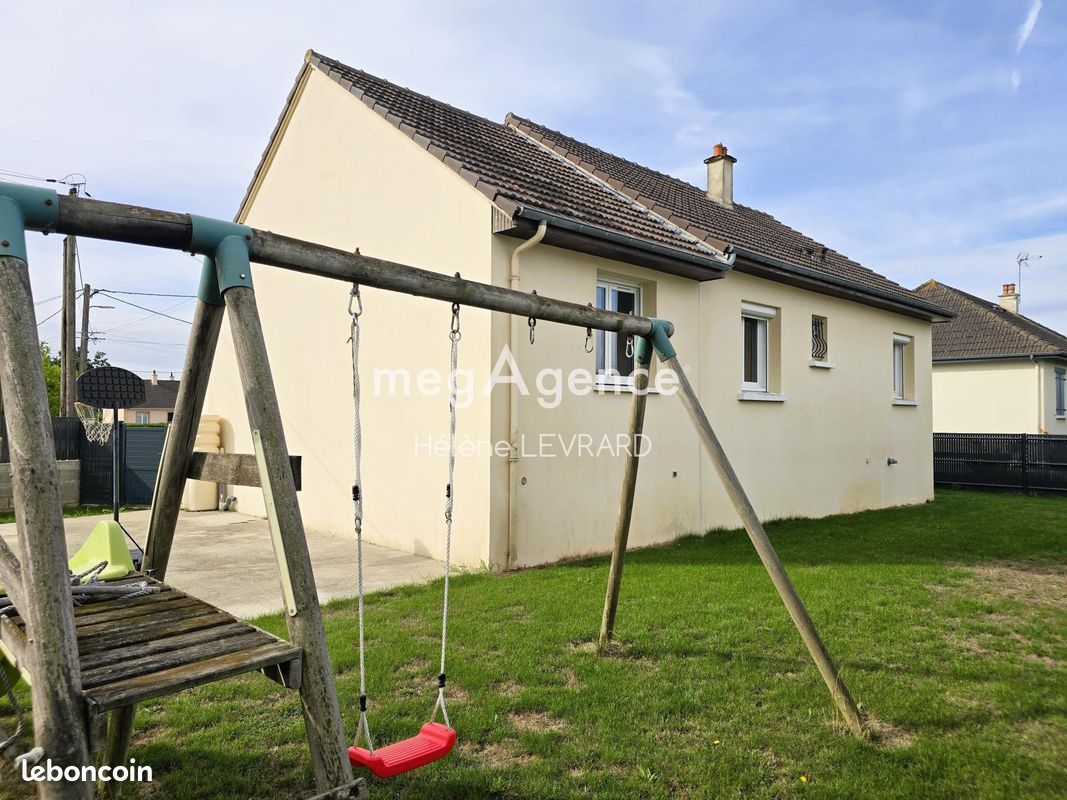 Maison 5 pièces 84 m² · à Évron · 84 m² · 137 000 €