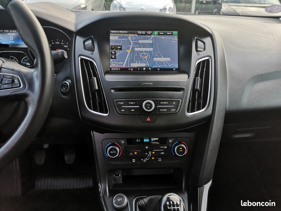 FORD Focus 1.0 SCTI ECOBOOST 125 TITANIUM (image 12)