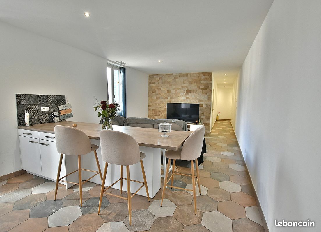 Appartement 3 pièces 80 m² · à Ajaccio · 80 m² · 248 000 €