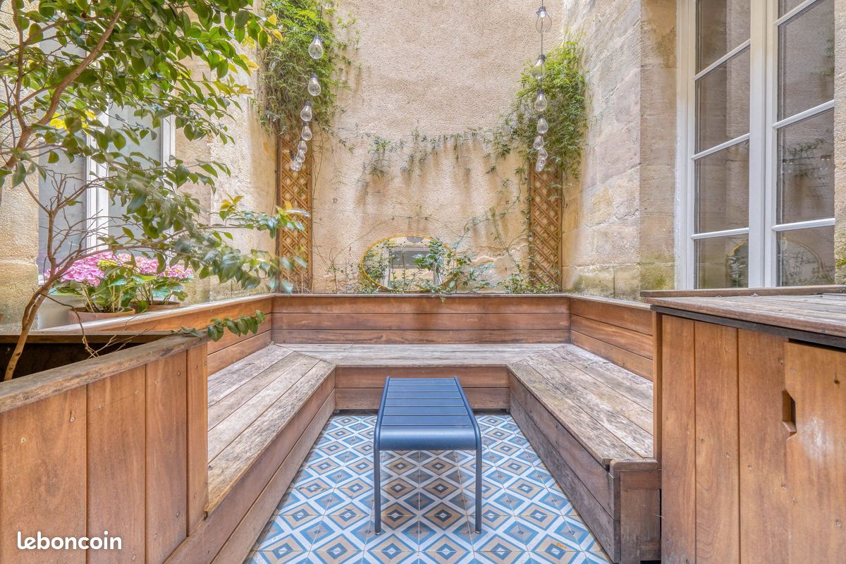 Parking 4 pièces 101 m² · à Bordeaux · 101 m² · 675 000 €