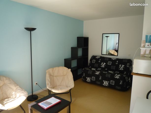Appart Minimes 21m2 loué du 7/6 au 30 Aout