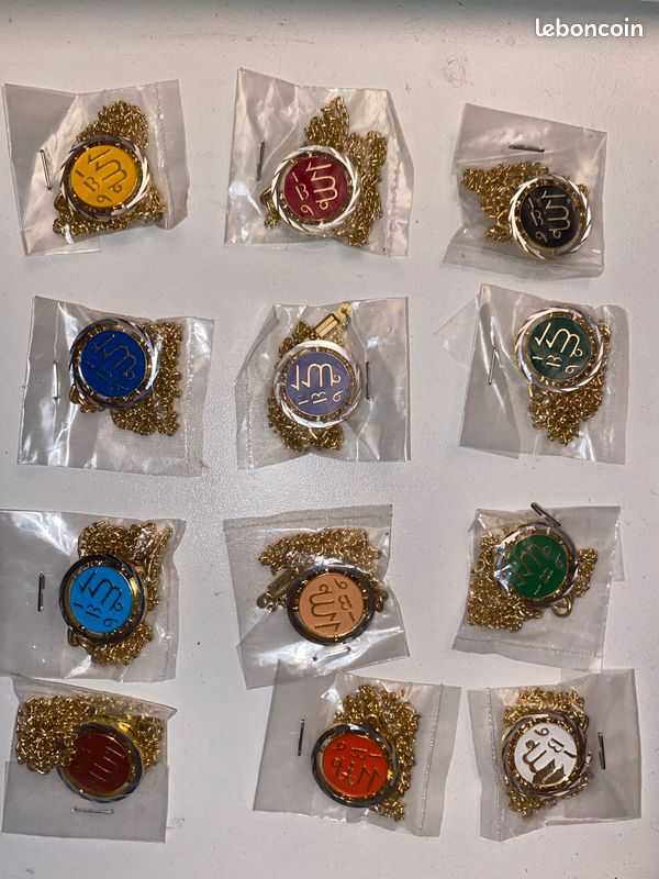 Bijoux avec signe religieux (image 1)