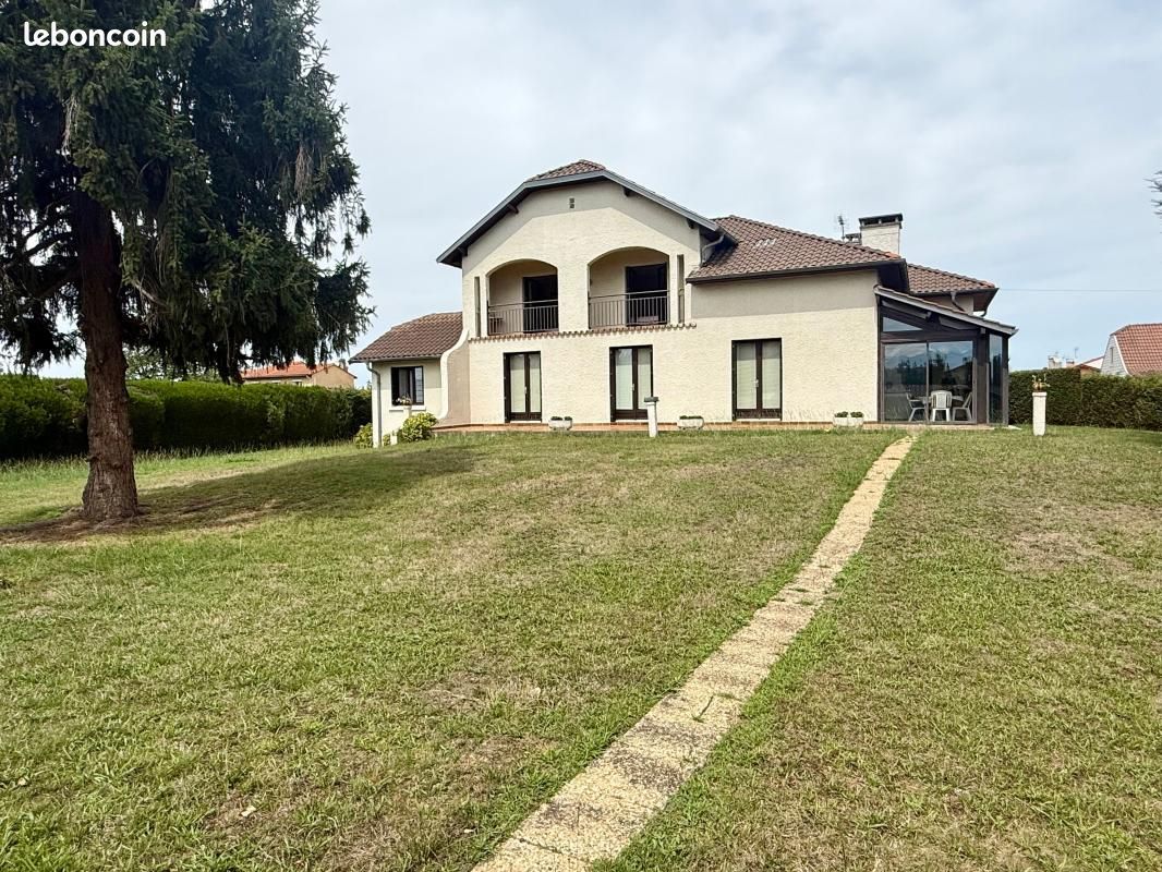 Maison 6 pièces 221 m² · à Bordères-sur-l'Échez · 221 m² · 367 500 €