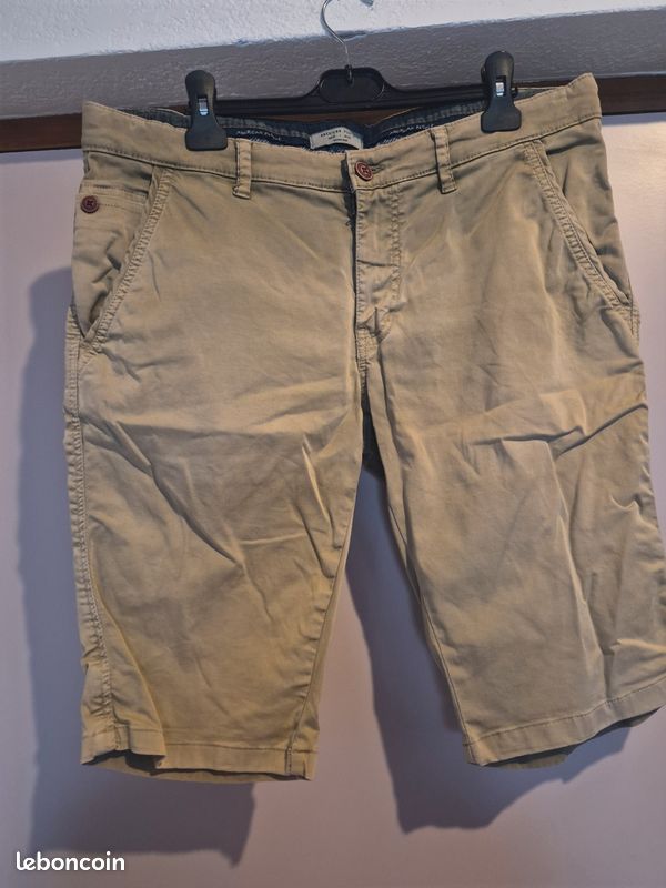 Short homme taille 46 (image 1)