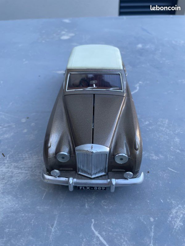 Miniature solido en très bonne état Bentley de 1961 a échelle 1/20ieme (image 1)