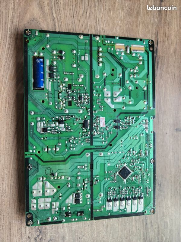 Carte mère et kit alimentation TV LG modèle 60UM695 ODUB TV taille 60 Carte mère et kit alimentation TV LG modèle 60UM695 ODUB TV taille 60