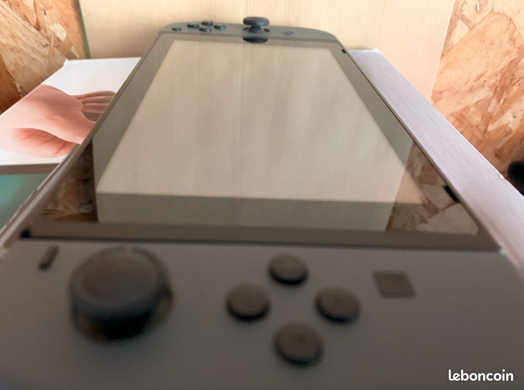 Nintendo Switch + Super Smash Bros Ultimate (image 4)