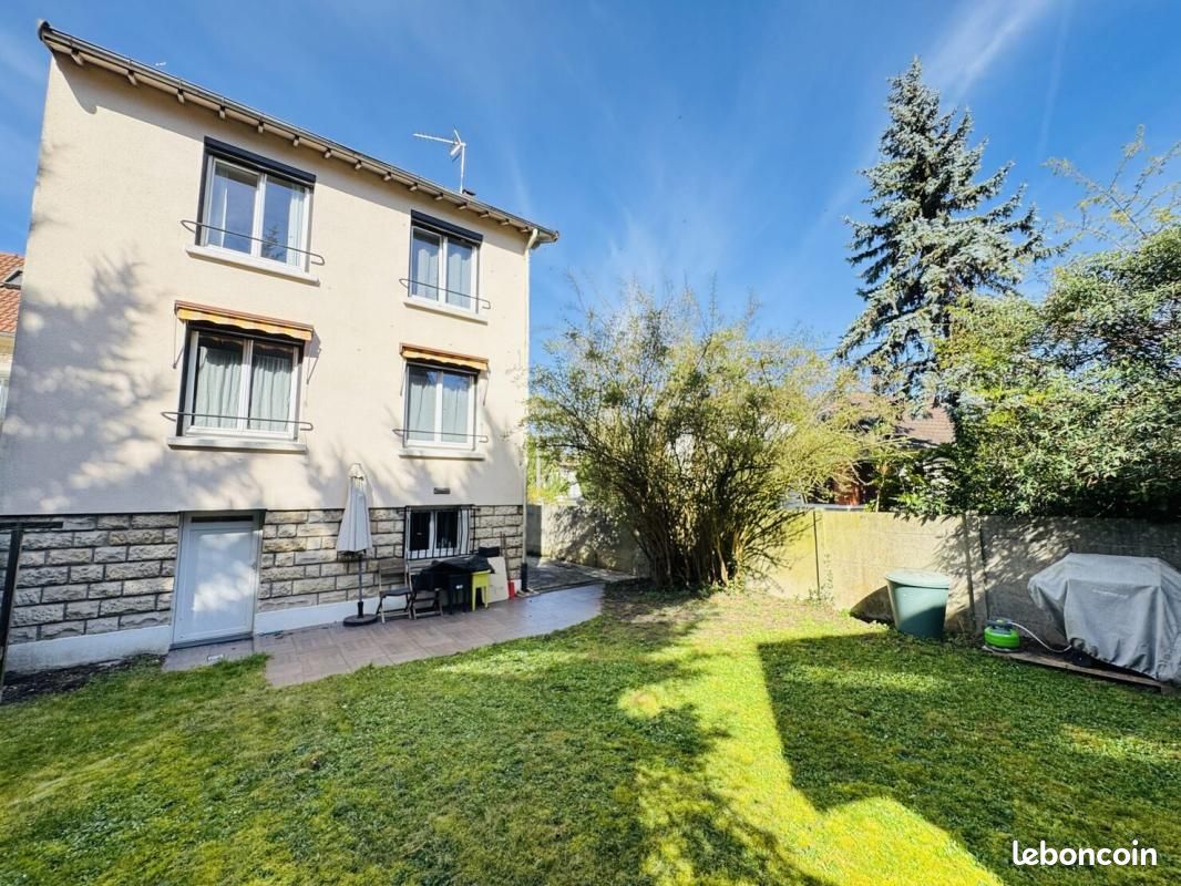 Maison 6 pièces 117 m² · à Livry-Gargan · 117 m² · 340 000 €