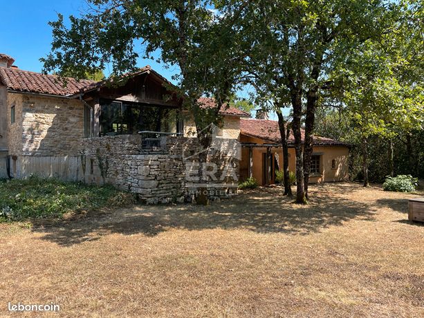 Propriété 7 pièces 221 m²
