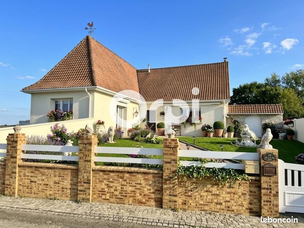 Maison 4 pièces 121 m² · à Halinghen · 121 m² · 300 000 €