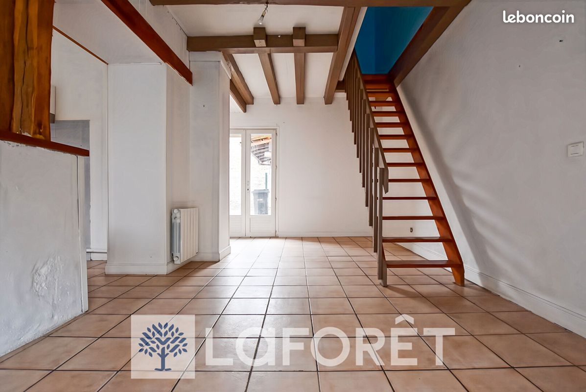 Maison 2 pièces 72 m² (image 1)