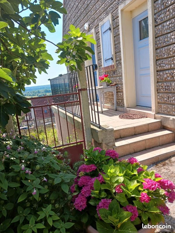 Maison 4 pièces 99 m² · à Le Trait · 98,5 m² · 140 000 €