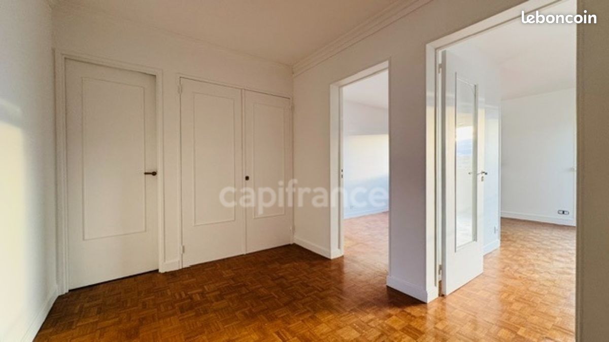 Appartement 5 pièces 95 m² · à Châtillon · 95 m² · 422 000 €