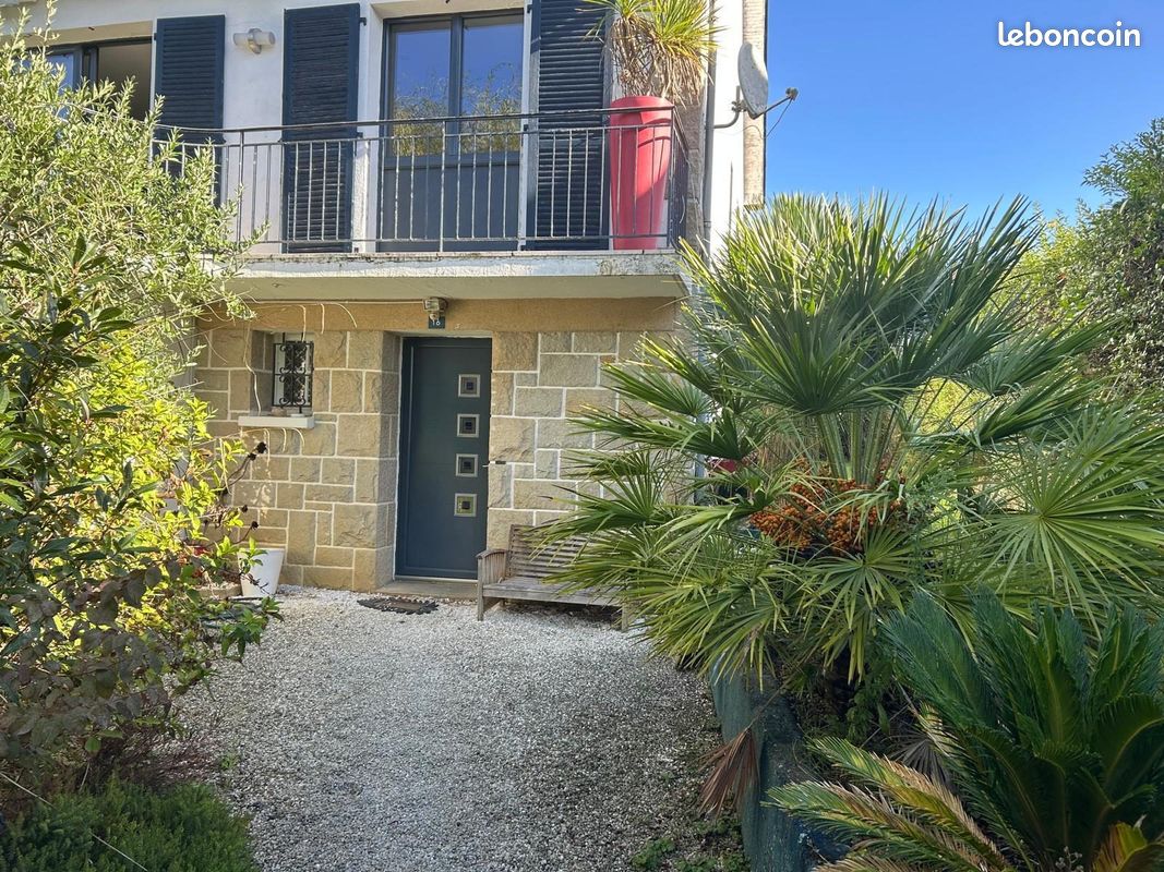 Maison 10 pièces 189 m² · à Montgermont · 189 m² · 449 990 €