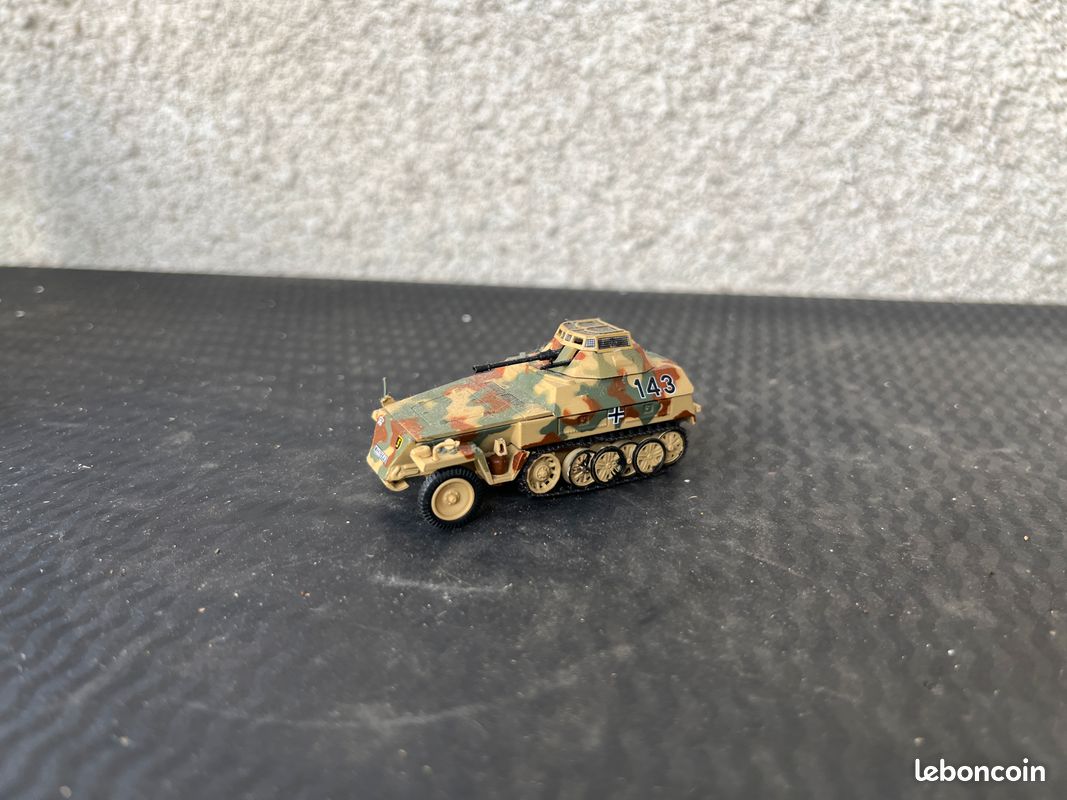 Miniature Sd.Kfz. 250/9 Leichter Panzerspähwagen – Vimperk 1945 – 1/72 (image 1)