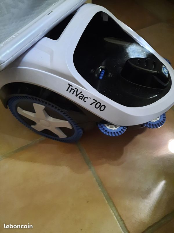 Robot piscine (image 1)
